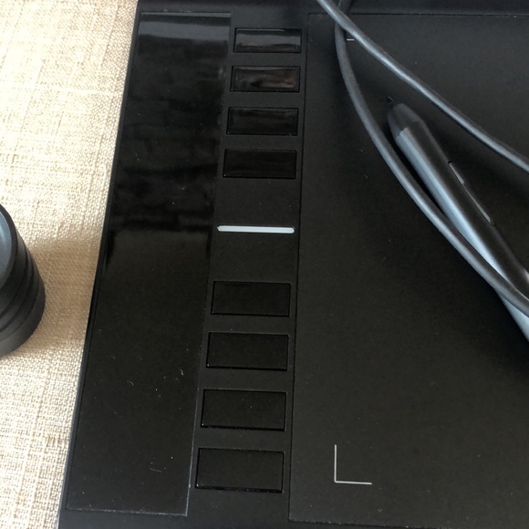 UGEE M708 Pen Tablet - Picture 8 of 8